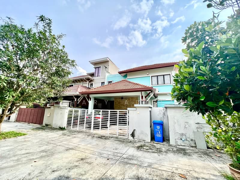 Semi-Detached House for Sale in Seksyen U9 (Shah Alam) - Johary Adzhar - Exterior - PropertyGuru.com.my