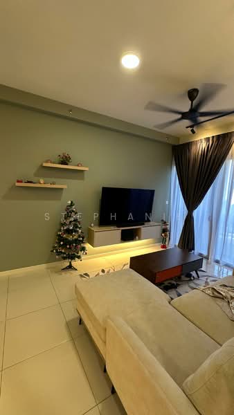 Servis Apartment untuk Dijual di Sunway Avila Residences - Stephanie . - Living Room - PropertyGuru.com.my