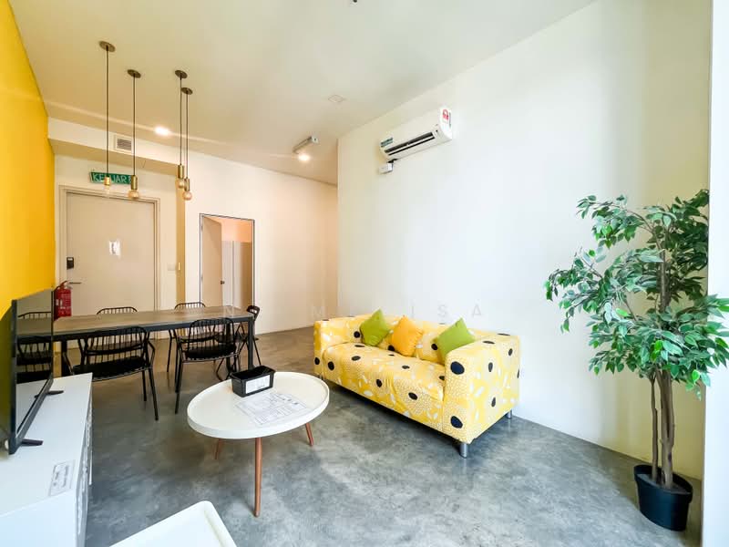 Kediaman Servis untuk Dijual di Vida Bukit Ceylon - N. Melisa - Living Room - PropertyGuru.com.my