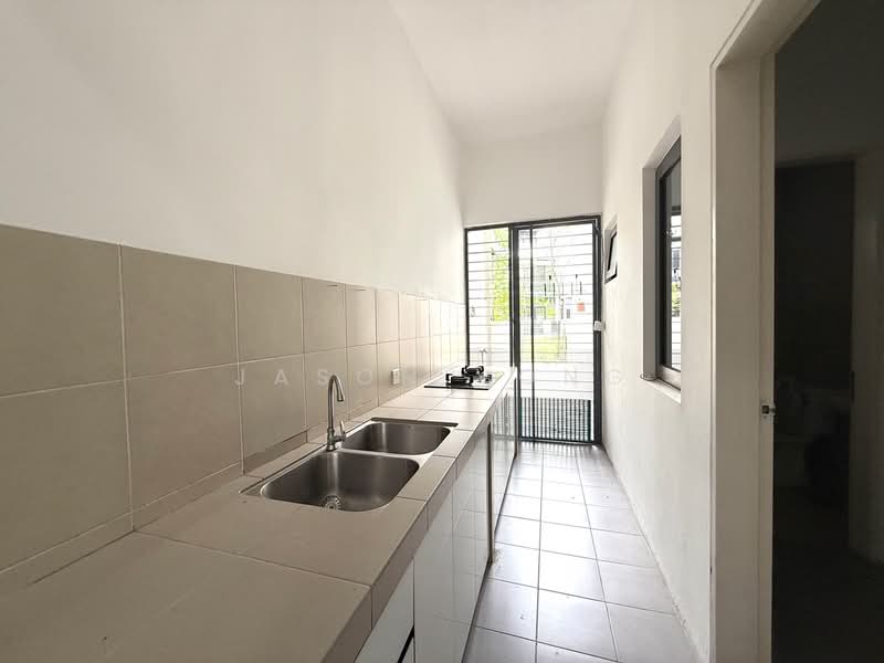 Rumah Teres 3 Tingkat untuk Dijual di Lake Fields (Sungai Besi) - Jason Vong - PropertyGuru.com.my