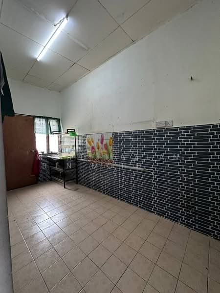 1-storey Terraced House for Sale in Taman Muara Esbee (Kuala Selangor) - Mohd Hazlan bin Mohd Sopi - PropertyGuru.com.my