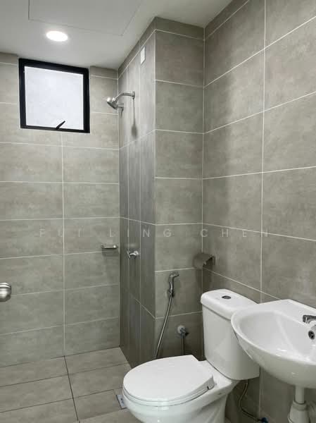 Kondominium untuk Dijual di Mizumi Residences - Fui Ling Chen - Bathroom - PropertyGuru.com.my