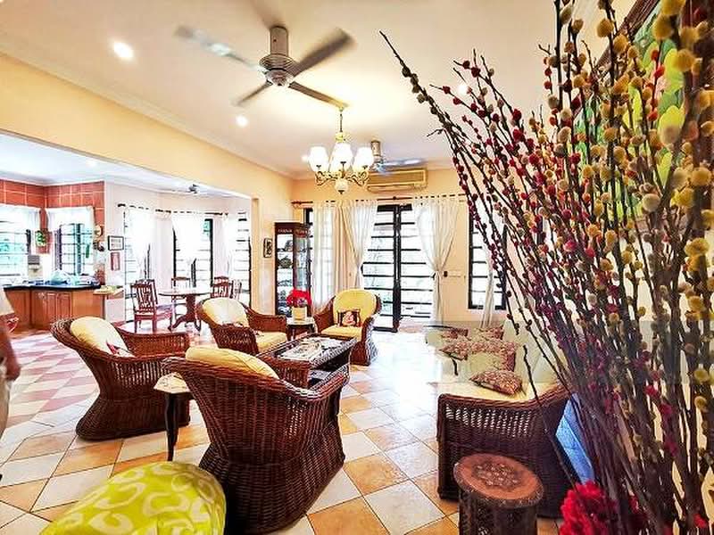 Bungalow House untuk Dijual di Tropicana Indah Resort Homes (Tropicana) - Vincent Liaw - Living Room - PropertyGuru.com.my
