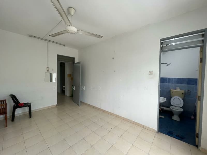 Apartment for Sale at Mentari Court - Dennix Chin - Interior - PropertyGuru.com.my