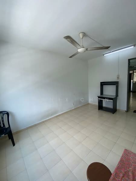 Apartment for Sale at Mentari Court - Dennix Chin - Living Room - PropertyGuru.com.my