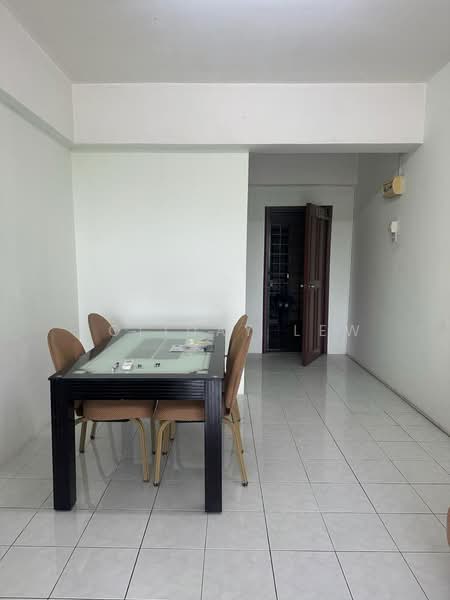 Kondominium untuk Disewa di Forest Green - Holiday Lew - Dining Room - PropertyGuru.com.my