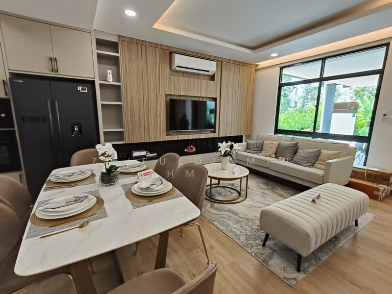 Rumah Bandar untuk Dijual di Cyberjaya (Selangor) - zaifuldiamin ahmad - Living Room - PropertyGuru.com.my