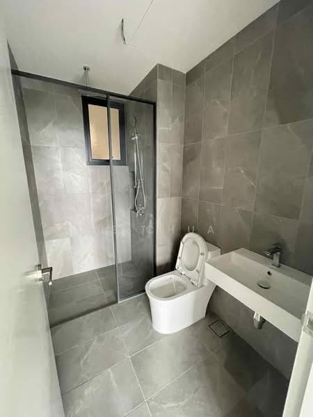 Service Residence for Sale at Alira @ Metropark Subang - Cs Chua - Bathroom - PropertyGuru.com.my