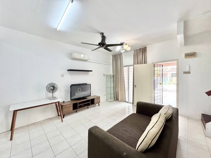 Rumah Teres 2 Tingkat untuk Dijual di Jenjarom (Selangor) - Rashdan Rashid - PropertyGuru.com.my