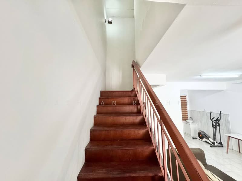 Rumah Teres 2 Tingkat untuk Dijual di Jenjarom (Selangor) - Rashdan Rashid - PropertyGuru.com.my
