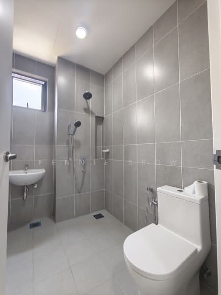 Kondominium untuk Disewa di Scots Pavilion - Fennie Seow - Bathroom - PropertyGuru.com.my