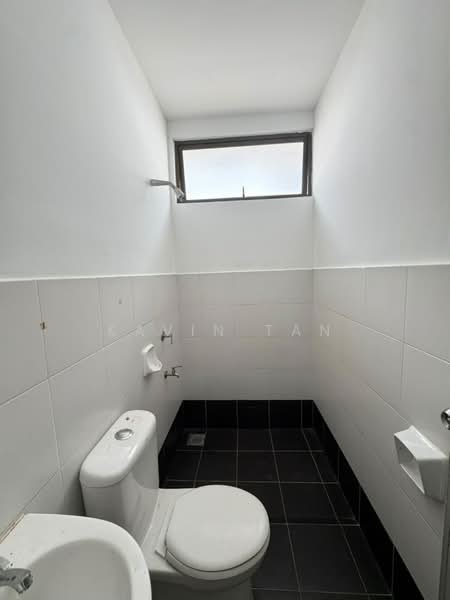 2-storey Terraced House for Sale in Skudai (Johor) - Kavin Tan - Bathroom - PropertyGuru.com.my
