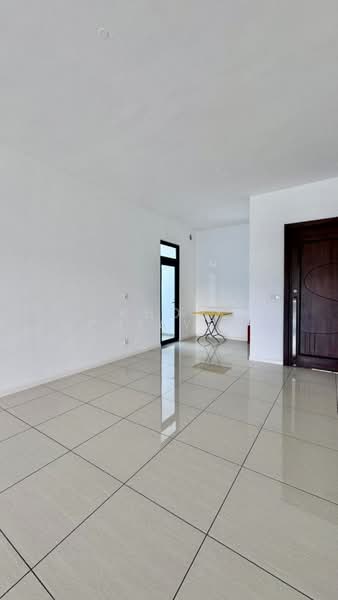 Condominium for Sale at Queens Residences Q2 @ Queens Waterfront - Khor Chiayee - Living Room - PropertyGuru.com.my
