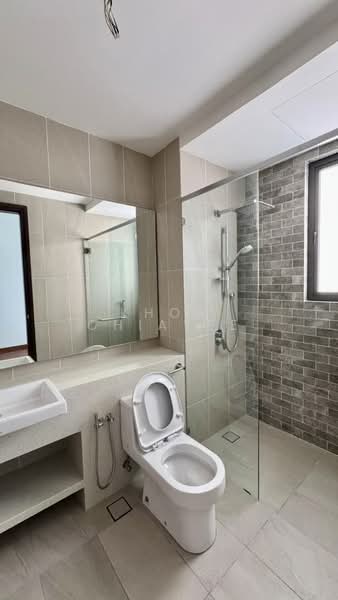 Condominium for Sale at Queens Residences Q2 @ Queens Waterfront - Khor Chiayee - Bathroom - PropertyGuru.com.my