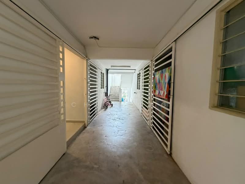 Pangsapuri untuk Dijual di Idaman Seroja - Chloe Ang - Corridor - PropertyGuru.com.my