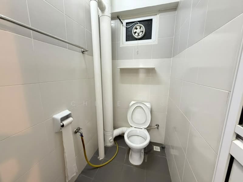 Pangsapuri untuk Dijual di Idaman Seroja - Chloe Ang - Bathroom - PropertyGuru.com.my