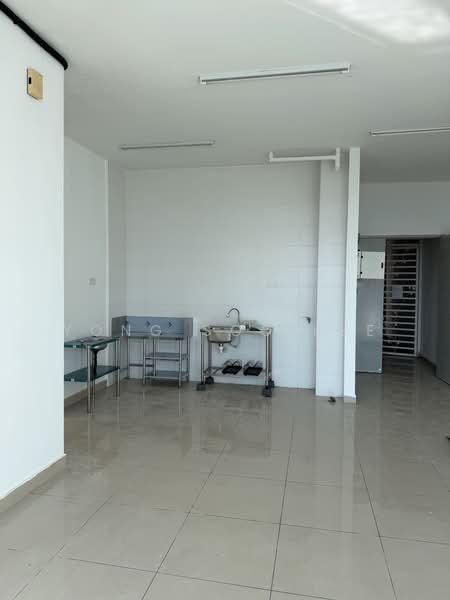 Servis Apartment untuk Disewa di BM City Suites @ BM City Mall - Yong Soo Kee - Kitchen - PropertyGuru.com.my