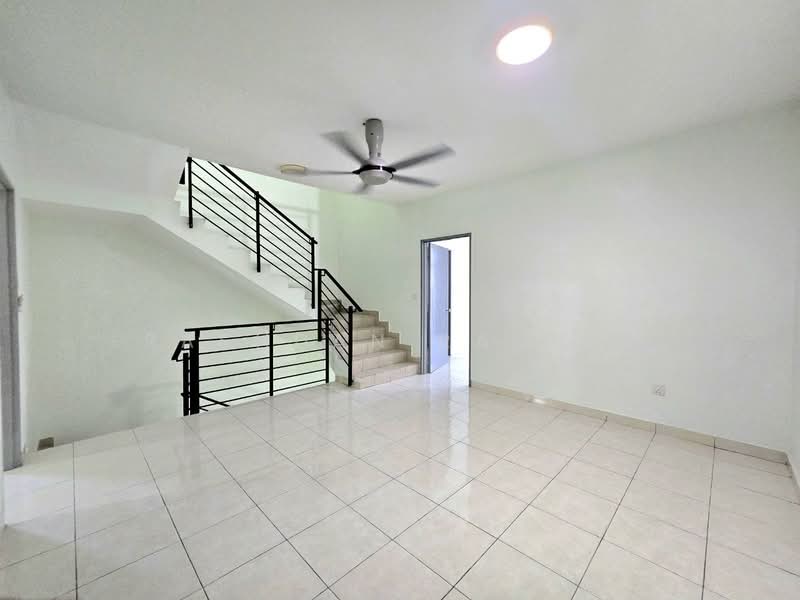 3-storey Terraced House for Sale in Kajang (Selangor) - Rashdan Rashid - PropertyGuru.com.my