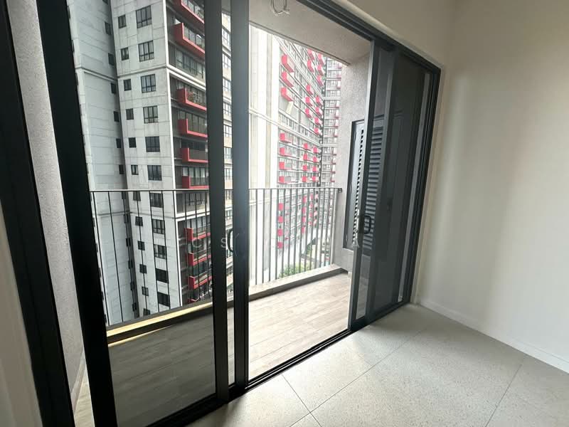 Service Residence for Sale at Alira @ Metropark Subang - Cs Chua - Balcony - PropertyGuru.com.my