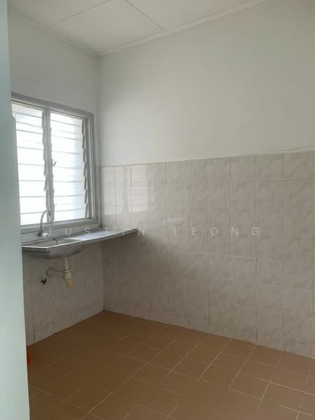 Apartment for Sale at Ivory - Justin Leong - Kitchen - PropertyGuru.com.my
