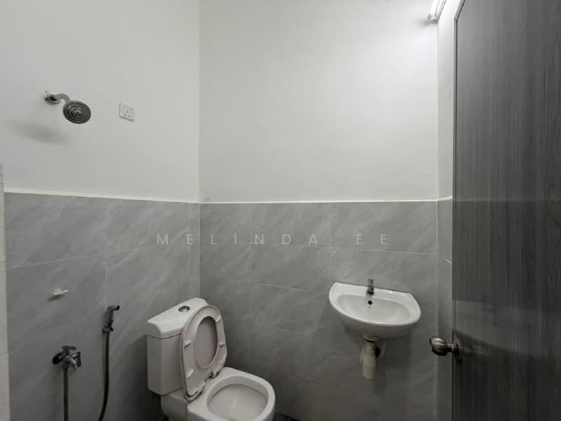 1-storey Terraced House for Sale in Taman Kota Masai (Pasir Gudang) - Melinda Ee - Bathroom - PropertyGuru.com.my