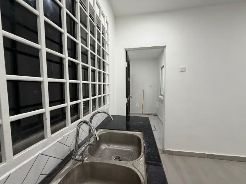 1-storey Terraced House for Sale in Taman Kota Masai (Pasir Gudang) - Melinda Ee - Kitchen - PropertyGuru.com.my