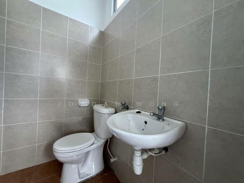 2.5-storey Terraced House for Sale in Pulai (Johor) - Jordan Wong - Bathroom - PropertyGuru.com.my