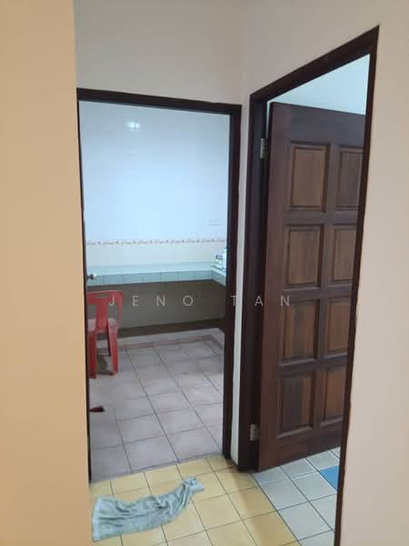 Kedai untuk Dijual di Kuching (Sarawak) - Jeno Tan - Interior - PropertyGuru.com.my