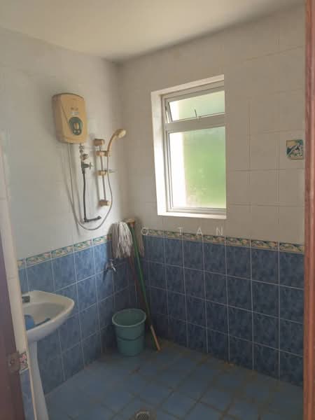 Kedai untuk Dijual di Kuching (Sarawak) - Jeno Tan - Bathroom - PropertyGuru.com.my