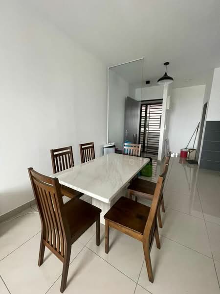 Servis Apartment untuk Dijual di SKS Habitat - Yucong . - Dining Room - PropertyGuru.com.my