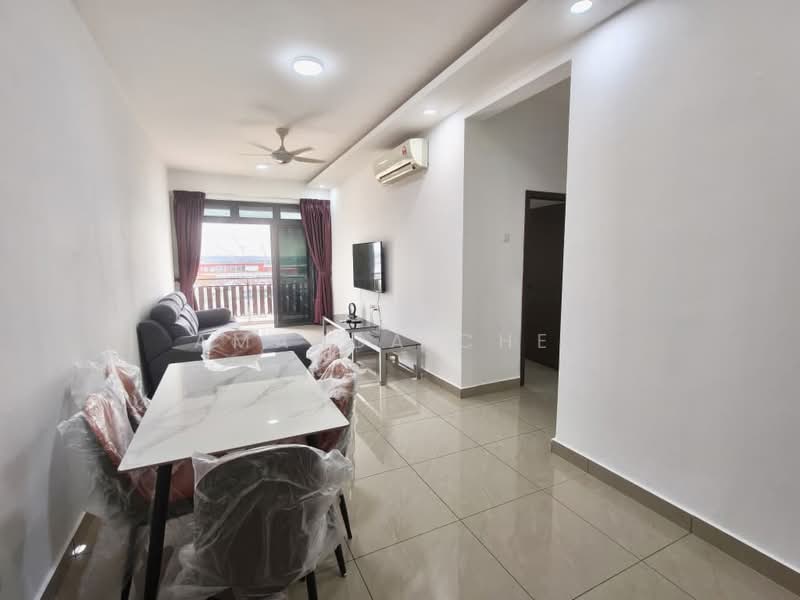 Servis Apartment untuk Disewa di D'Secret Garden (Pangsapuri Kempas Indah) - Amanda Chee - Living Room - PropertyGuru.com.my