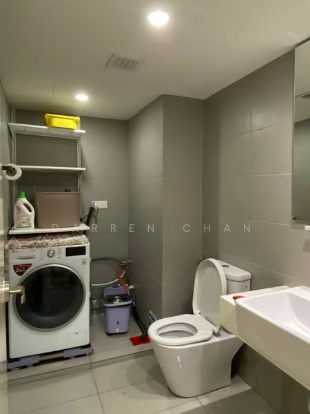 Servis Apartment untuk Dijual di EkoCheras Service Residences - Darren Chan - Bathroom - PropertyGuru.com.my