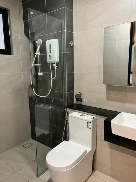 Servis Apartment untuk Disewa di 2Rio Residence @ Bandar Puteri Puchong - Elynn Ng - Bathroom - PropertyGuru.com.my