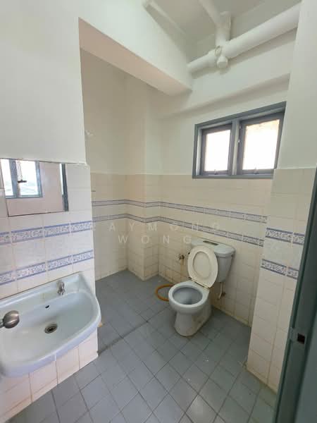 Condominium for Rent at Pandan Mewah Heights - Raymond Wong - Bathroom - PropertyGuru.com.my