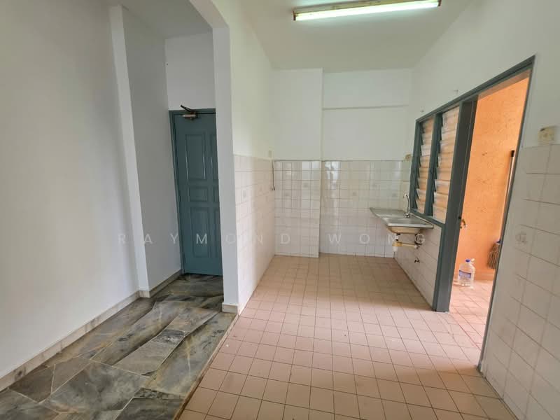 Condominium for Rent at Pandan Mewah Heights - Raymond Wong - Kitchen - PropertyGuru.com.my