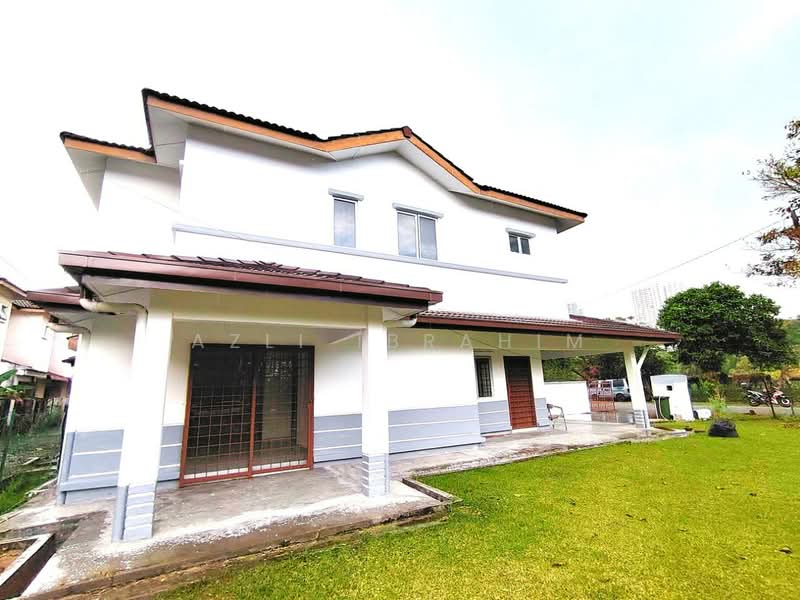 Rumah Teres 2 Tingkat untuk Dijual di Taman Impian Putra (Bangi) - Azli Ibrahim - Exterior - PropertyGuru.com.my