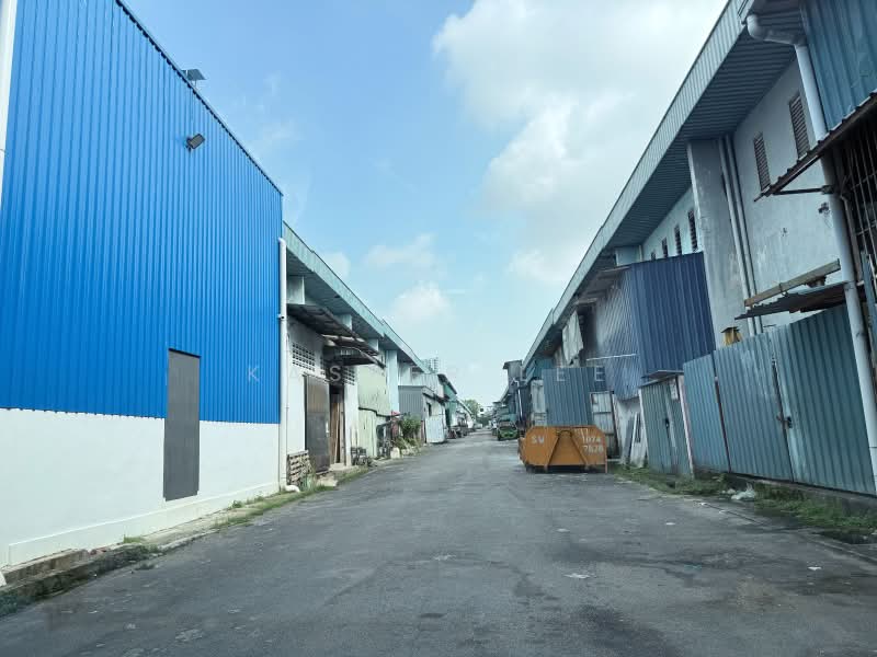 Kilang untuk Disewa di Taman Mount Austin (Tebrau) - Kasper Lee - Exterior - PropertyGuru.com.my