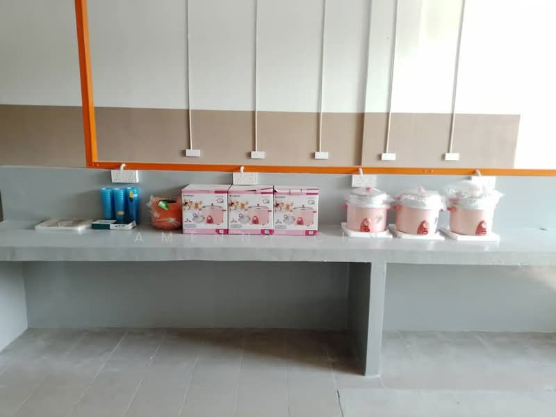 Kedai / Pejabat untuk Disewa di West Port (Pelabuhan Barat) (Port Klang (Pelabuhan Klang)) - Amenny Chua - Kitchen - PropertyGuru.com.my