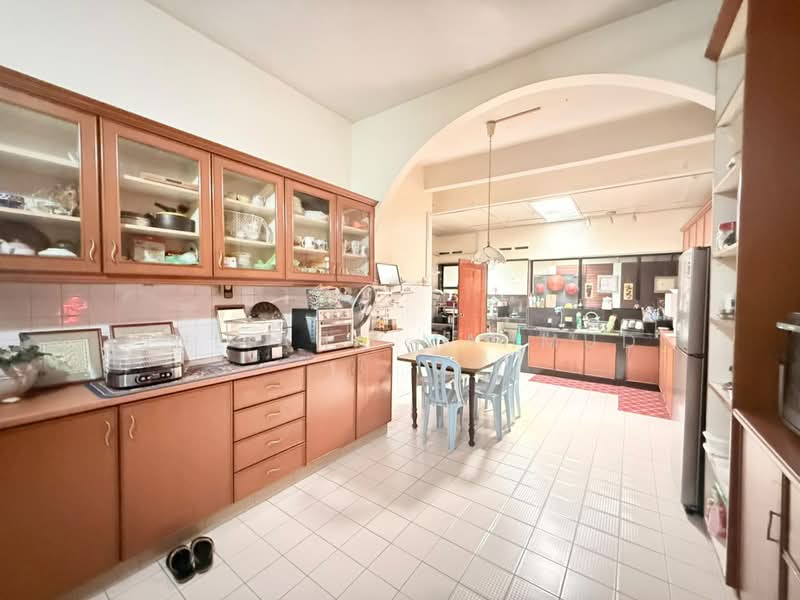 Semi-Detached House for Sale in Taman Tun Dr Ismail (Kuala Lumpur) - Juliana Mahmud - PropertyGuru.com.my