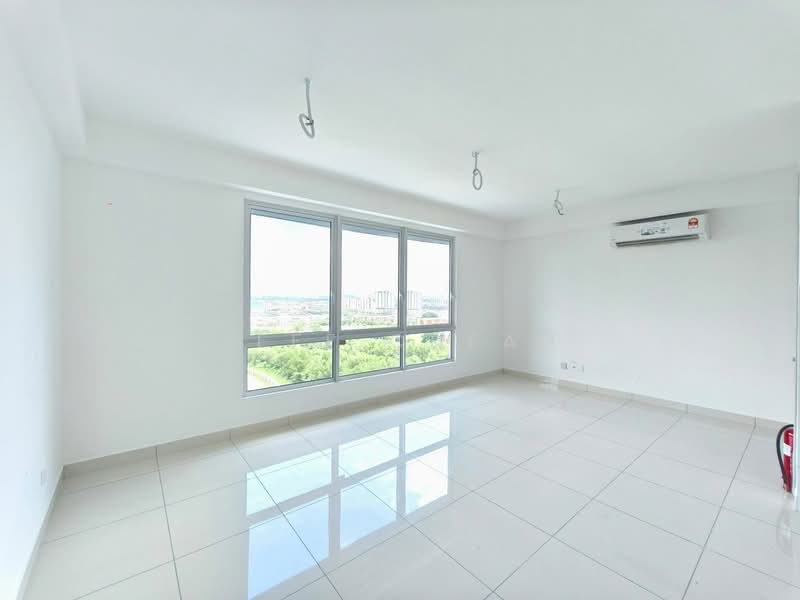 Servis Apartment untuk Dijual di MIRAI Residences - Jeff Cheah - Living Room - PropertyGuru.com.my