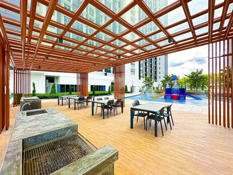Servis Apartment untuk Dijual di MIRAI Residences - Jeff Cheah - Exterior - PropertyGuru.com.my