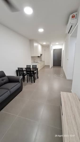 Kondominium untuk Dijual di Aster Residence - Camie Hoo - Living Room - PropertyGuru.com.my