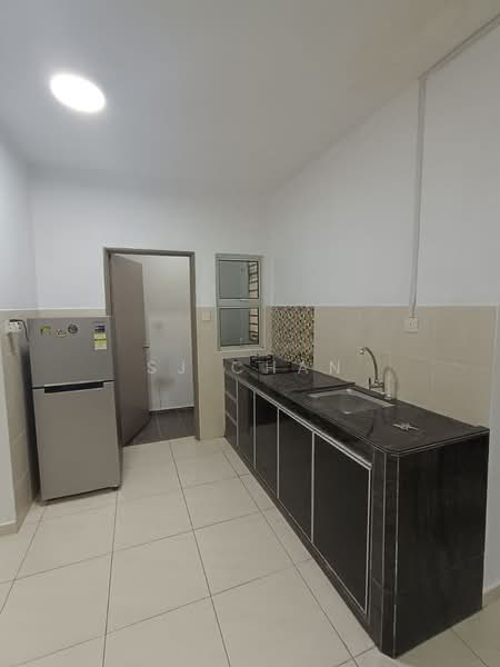 Pangsapuri untuk Disewa di Bayu Angkasa - SJ CHAN - Kitchen - PropertyGuru.com.my