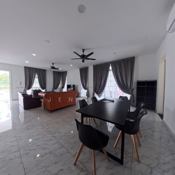 Cluster House for Rent in Eco Spring (Johor Bahru) - Jen Kiok - Living Room - PropertyGuru.com.my
