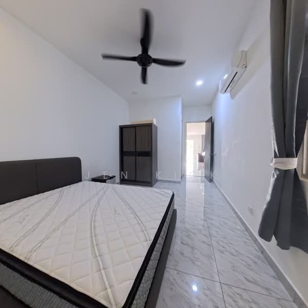 Cluster House for Rent in Eco Spring (Johor Bahru) - Jen Kiok - Bedroom - PropertyGuru.com.my