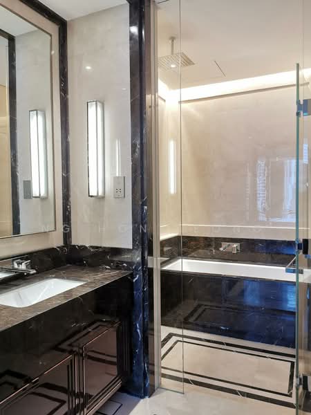 Kediaman Servis untuk Dijual di Pavilion Suites - Ng Hon Keong - Bathroom - PropertyGuru.com.my