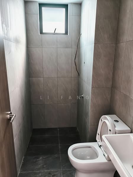 Kondominium untuk Dijual di Residensi Pauh Armani - Li Fang - Bathroom - PropertyGuru.com.my