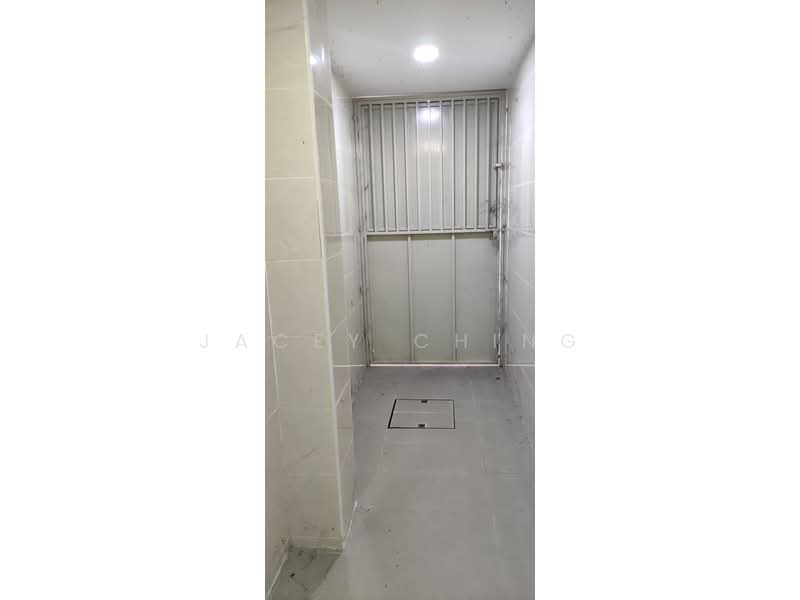 2-storey Terraced House for Rent in Bukit Jelutong (Shah Alam) - Jacey Ching - Entrance - PropertyGuru.com.my