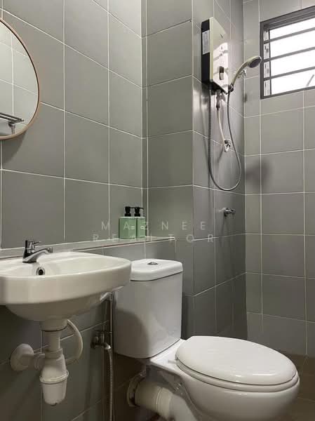 Kondominium untuk Disewa di Residensi Adelia - Maznee Realtor - Bathroom - PropertyGuru.com.my