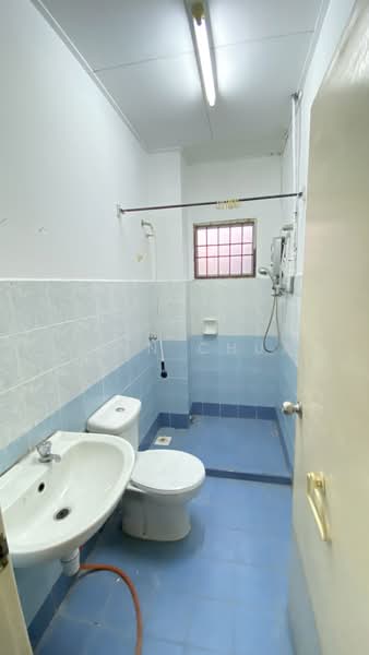 Terraced House for Sale in Bandar Putra Permai (Seri Kembangan) - Xann Chua - PropertyGuru.com.my